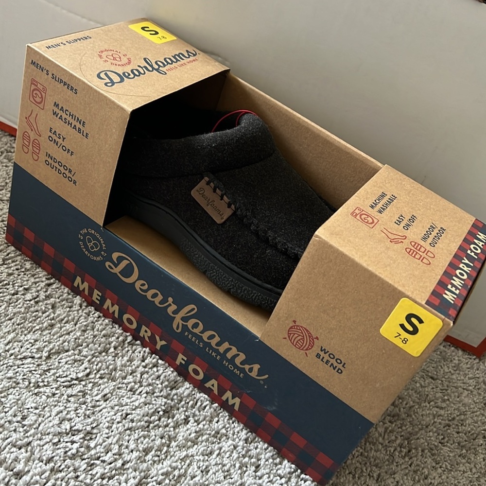 Dearfoams Men's Charcoal Memory Foam Slippers